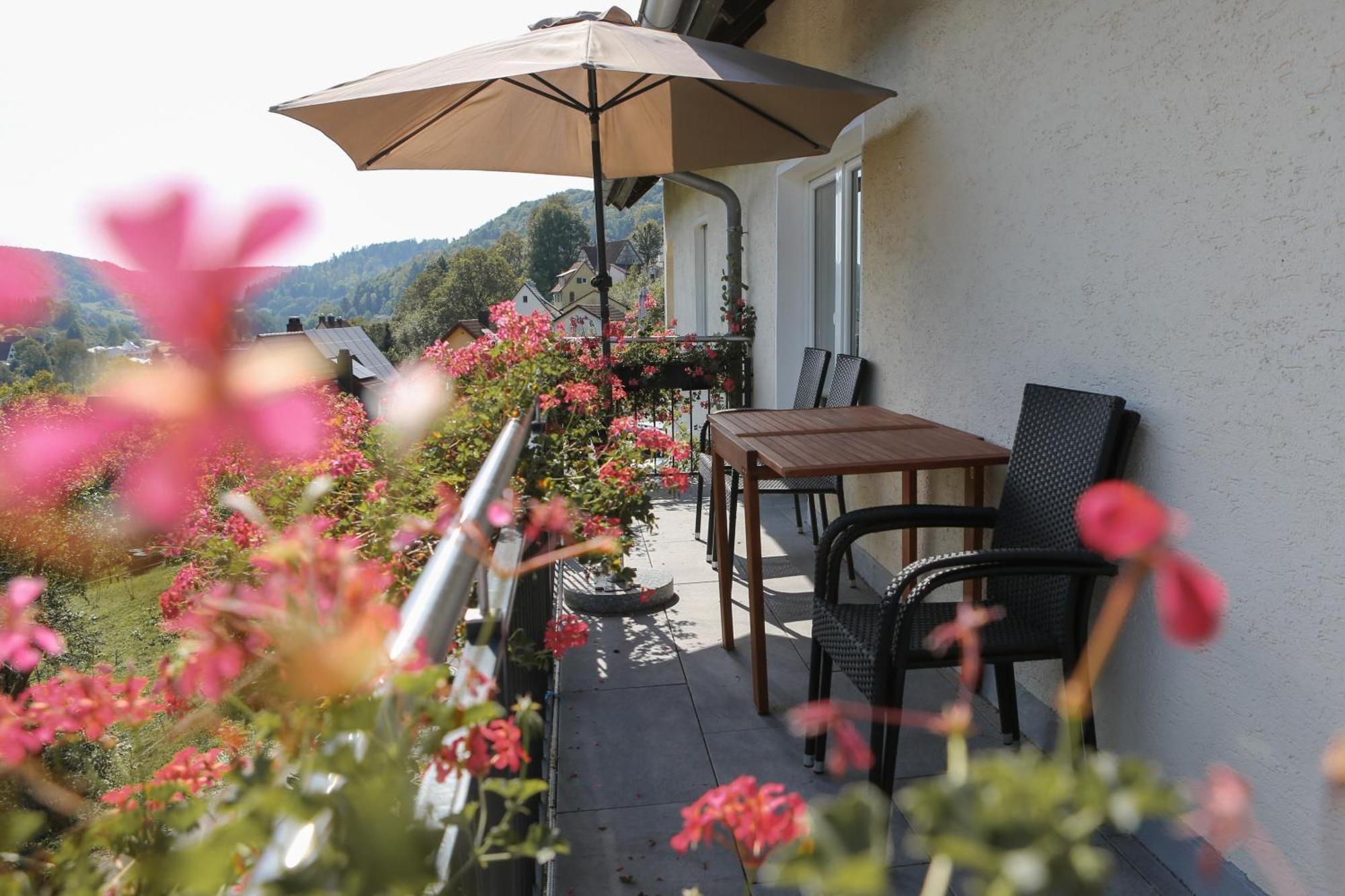 Ferienwohnungen Porisch Egloffstein Exterior foto